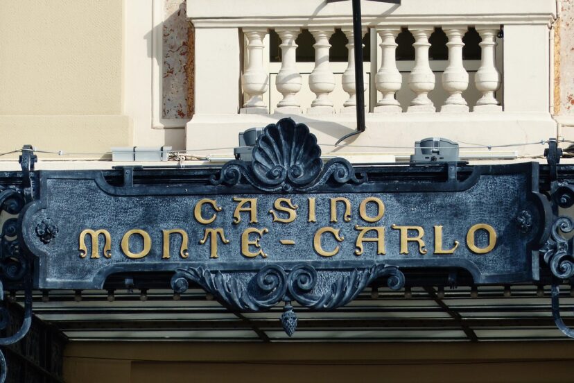 how to use Monte Carlo simulation in a parlay betting strategy